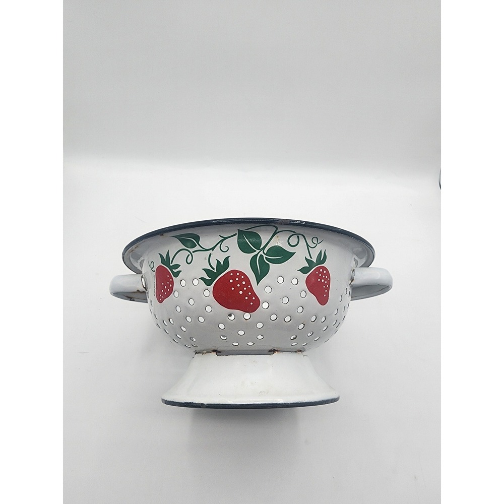 Vintage Teleflora 1983 Strawberry Enamel Colander Strainer White 8.5 Inch